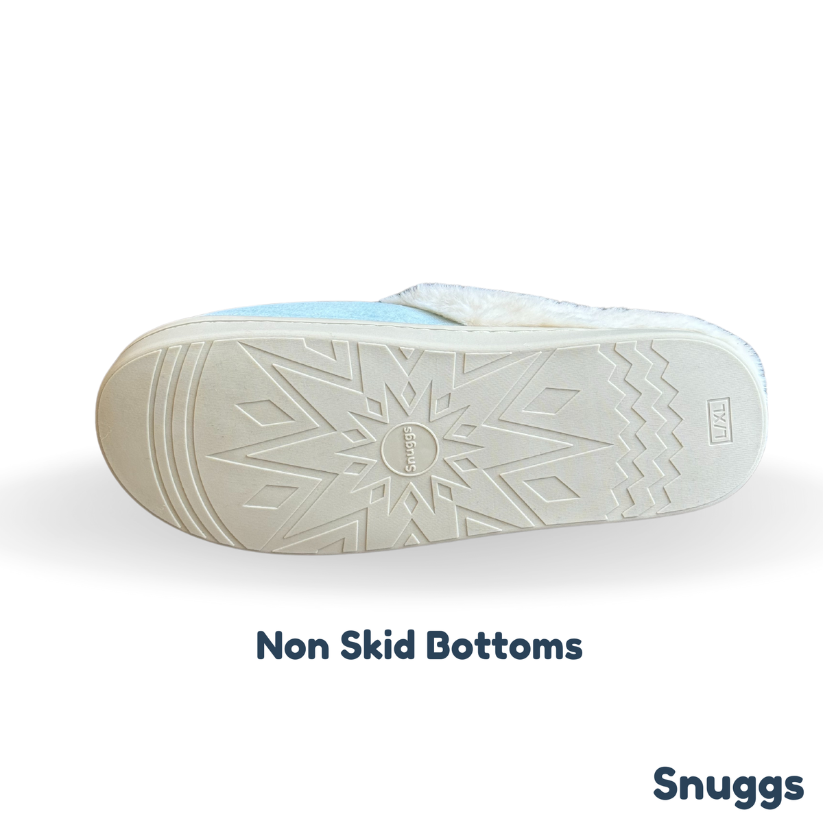 Labrador Yellow Snuggs Slippers — E&S Pets