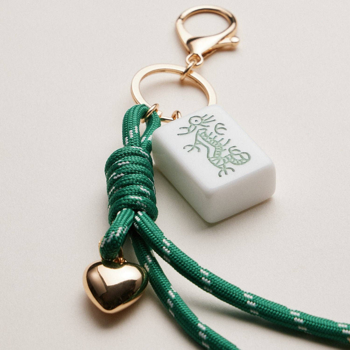 Mahjong Keychain | Heart Charm & Rope — Frem